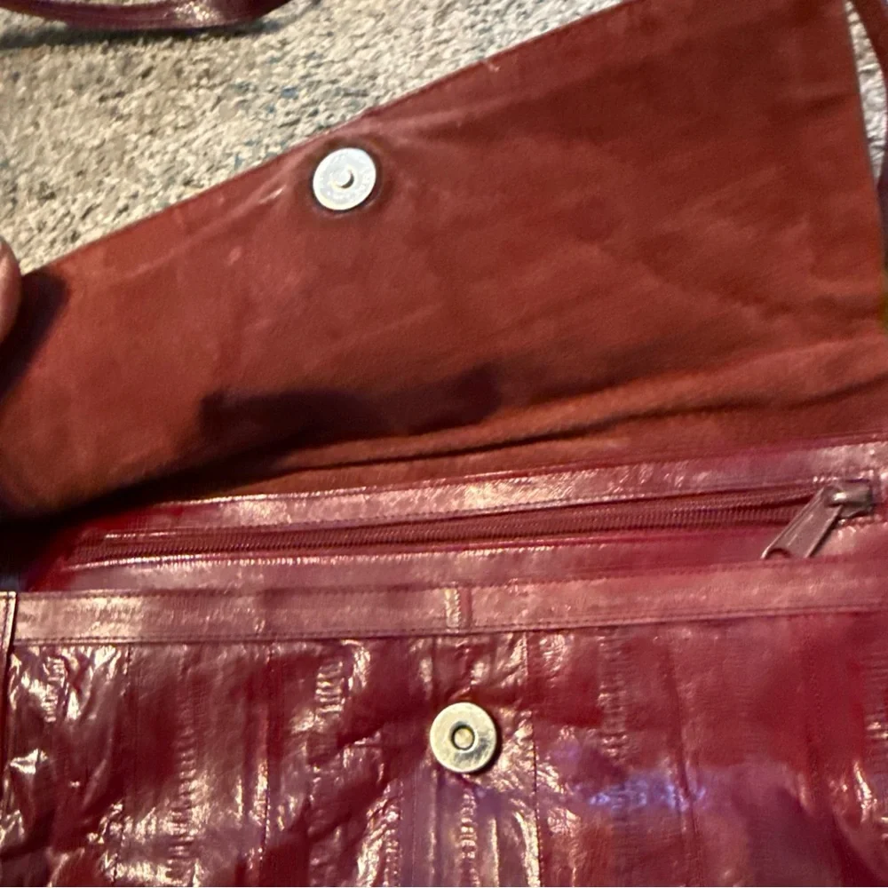 VINTAGE Eel Skin Shoulder Bag Burgundy Red 1980s Purse Handbag - Picture 4 of 8